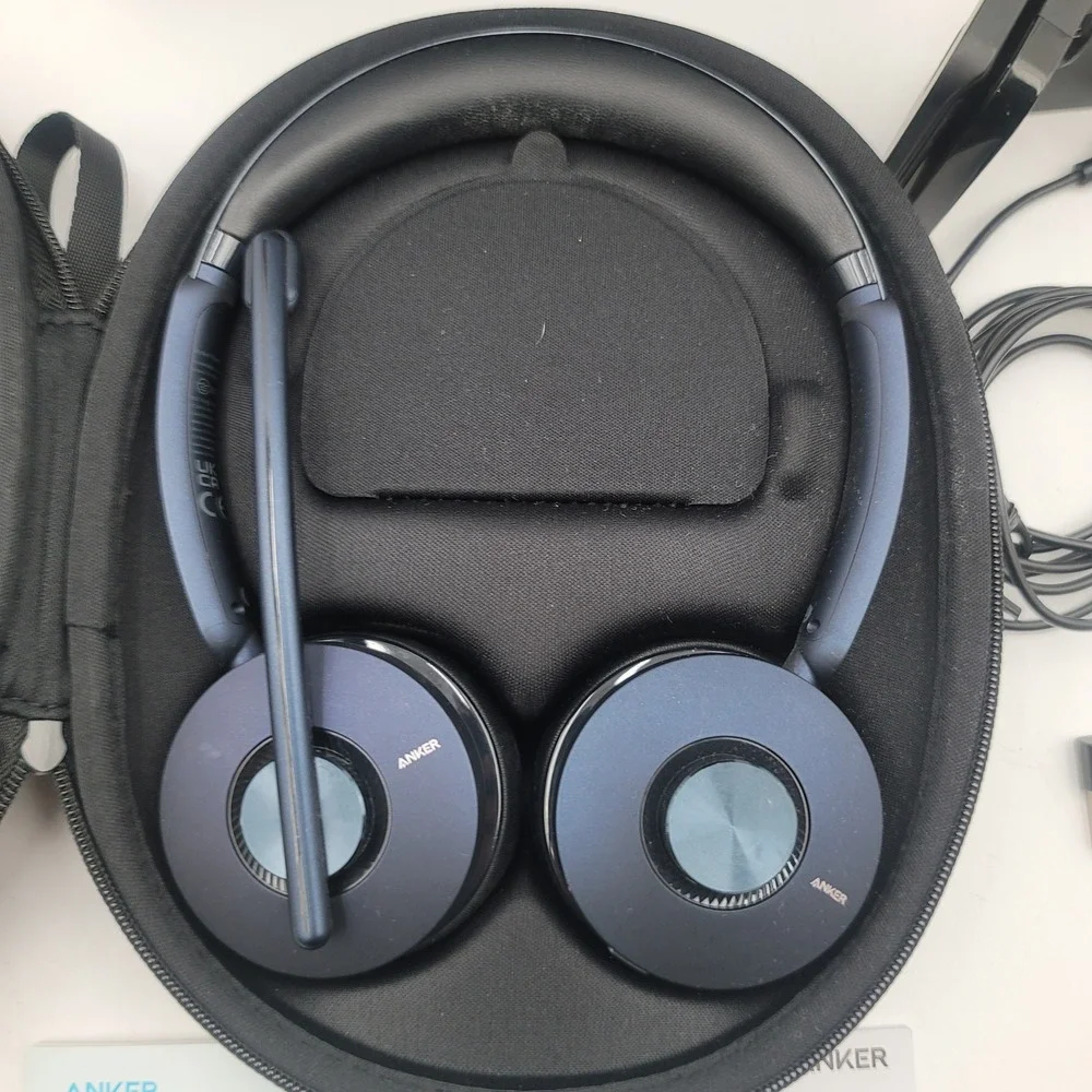 Anker PowerConf H700 AI-Powered Wireless Headset with Charging Stand Navy Blue